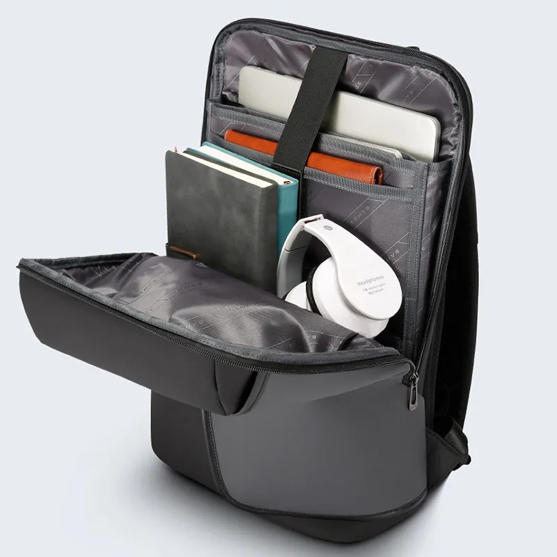 BANGE Business Backpack Men Lu - Interior Design Web review and price
